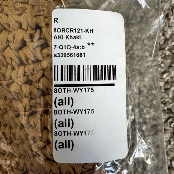 Shelly Crochet Bag in Khaki
8 Other Reasons - Picture 3 of 4